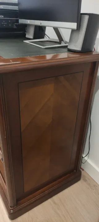 Mesa de ordenador / escritorio