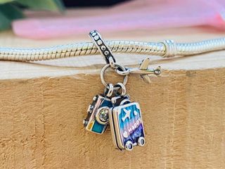 Charm Maleta Viaje Morada - Plata
