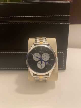 Reloj Lotus Edición UFP Negro y Dorado