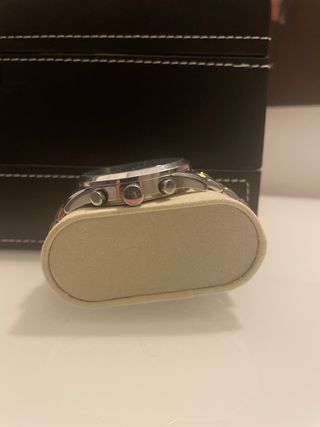 Reloj Lotus Edición UFP Negro y Dorado
