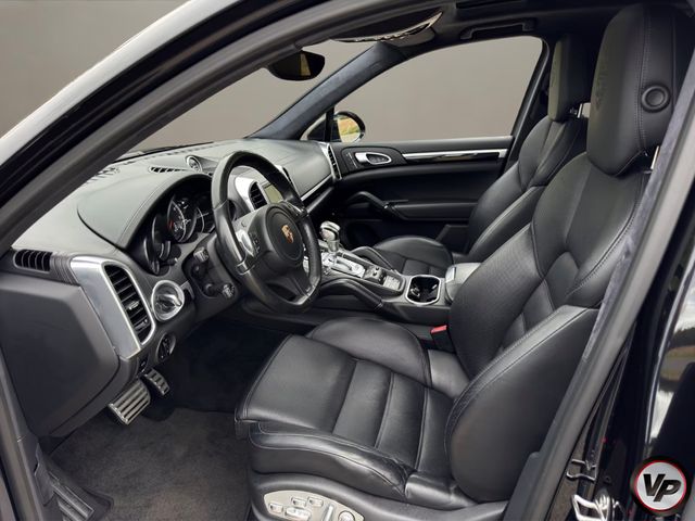 Porsche Cayenne Turbo S 550cv 2013