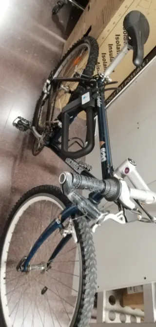 Bicicleta MTB Aluminio Rápida