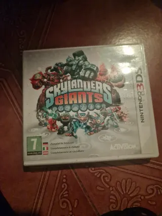 Skylanders Giants Nintendo 3DS + Figuras