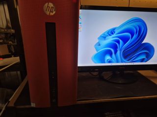 Ordenador HP Pavilion Core i5 Rojo