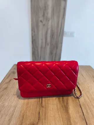 Borsa rossa Chanel