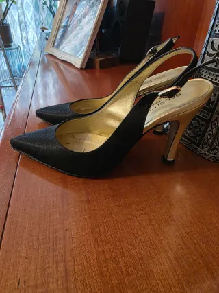 Zapatos de fiesta Balenciaga negros y dorados