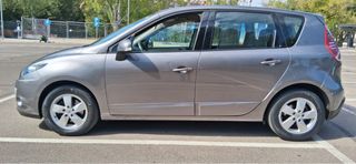 Renault Scenic 2011