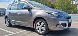 Renault Scenic 2011