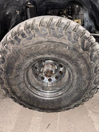 Neumático Bf Goodrich 35x12.50-15