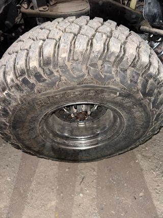 Neumático Bf Goodrich 35x12.50-15