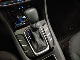 Hyundai IONIQ Tecno Hybrid