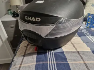 Baúl Shad 33L sin parrilla.