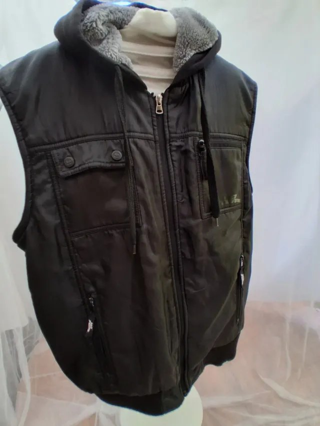 Chaleco No Fear. Multibolsillos. Forrado Negro. L