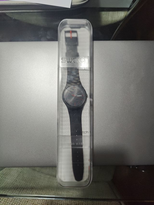 Reloj Swatch GAET nuevo
