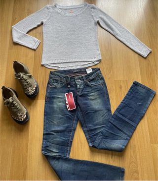 Jersey gris Only cuello redondo talla XS