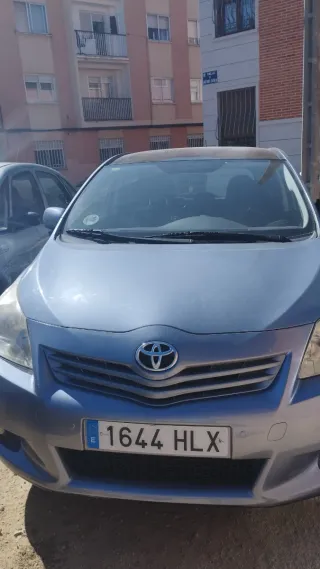 Toyota Verso 2012