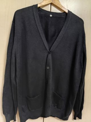 Chaqueta de punto negra caballero.
 Talla 54.
