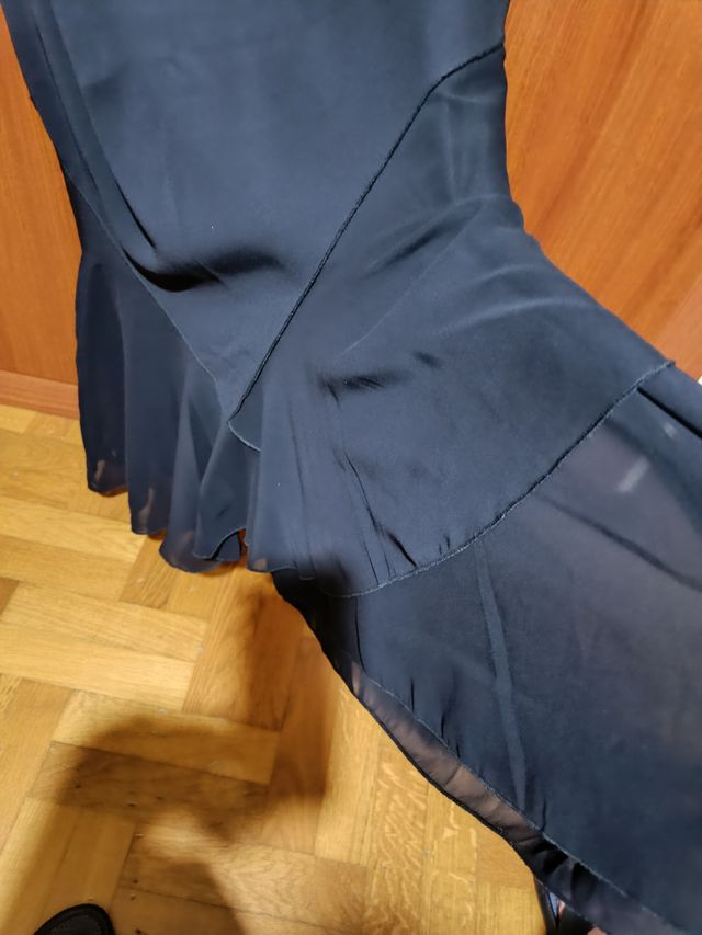 Falda negra gasa doble volante elegante