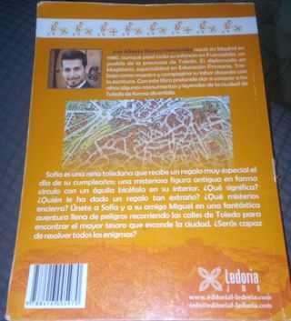 SOFÍA O EL MISTERIO DEL ÁGUILA BICÉFALA (Spanis...