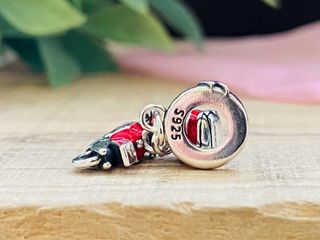 Charm Moto y Casco Rojo - Plata