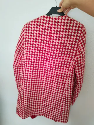 Chaqueta Zara Houndstooth Roja y Blanca