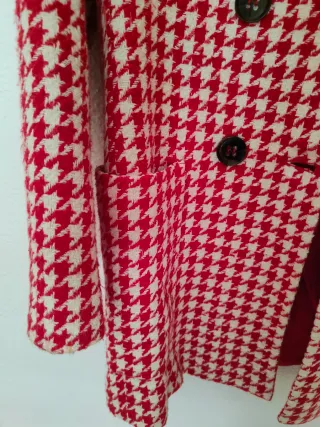 Chaqueta Zara Houndstooth Roja y Blanca