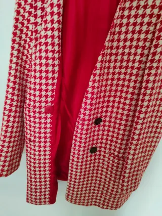 Chaqueta Zara Houndstooth Roja y Blanca