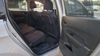 Peugeot 5008 2010