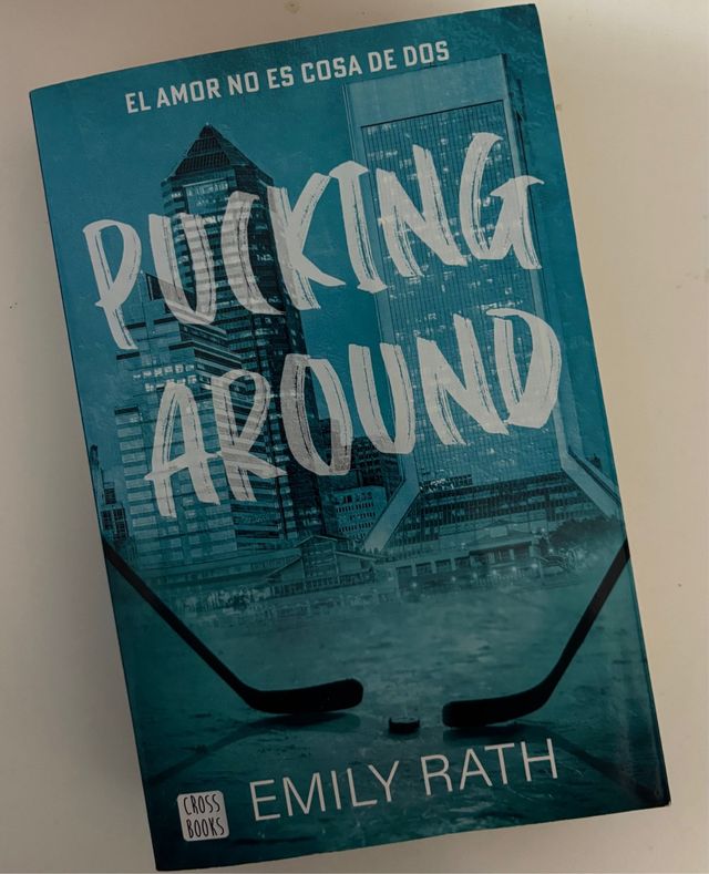 Pucking Around. El amor no es cosa de dos