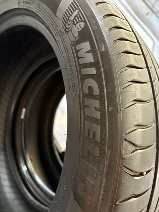 Neumáticos Michelin 235 50 18