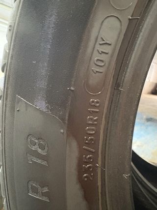 Neumáticos Michelin 235 50 18