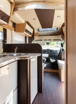 Autocaravana camas gemelas AUTOMÁTICA 