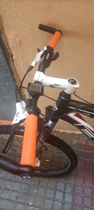 Bicicleta de Montaña BH