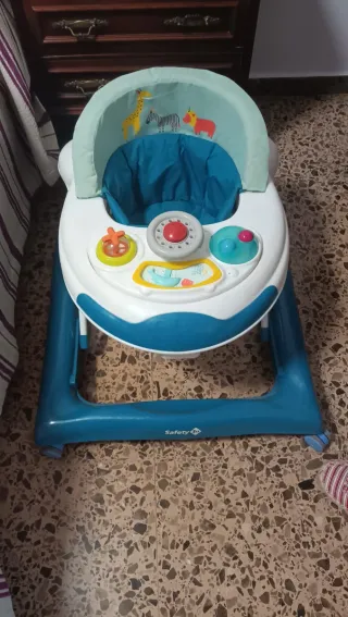 Andador bebé Safety 1st