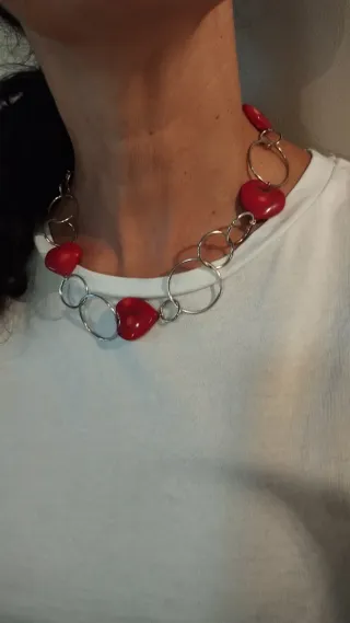 Collar de plata con piedras de coral rojo