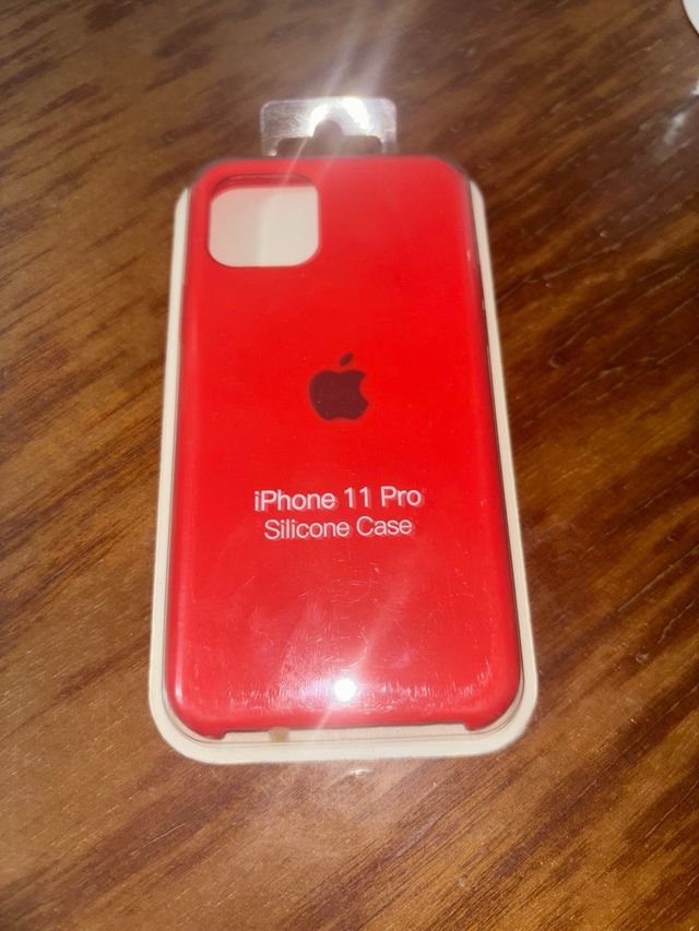 Custodia Apple rossa per iPhone 11 Pro