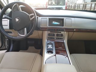 Jaguar XF 2015