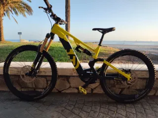 Husqvarna HC5 Talla M - 780 km