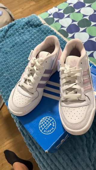 Zapatillas Adidas Forum Blancas y Rosas 