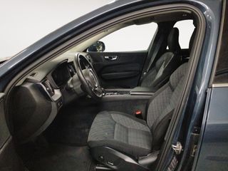 Volvo XC60 B4 Business Plus AWD