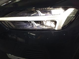 Volvo XC60 B4 Business Plus AWD
