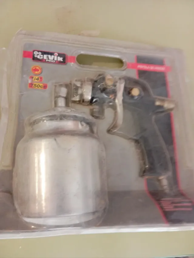 Pistola Pintar Cevik Pro 750cc