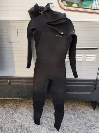 Traje neopreno 5/4 con capucha talla S