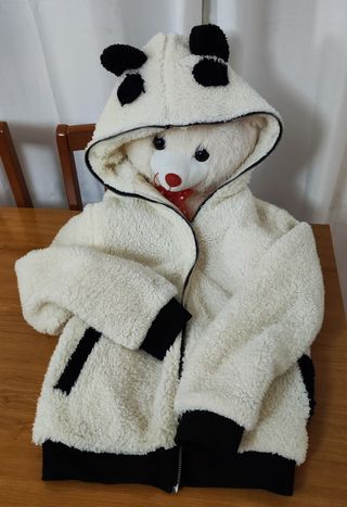 Chaquetilla borrego con capucha de oveja
