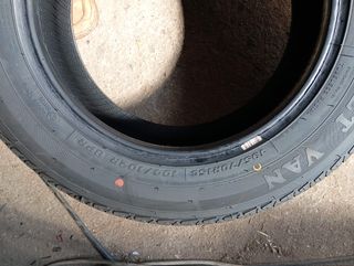 Pareja neumáticos 195/70R15C
