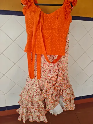 Falda y blusa flamenca naranja