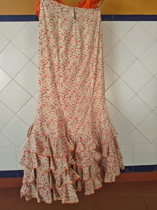 Falda y blusa flamenca naranja