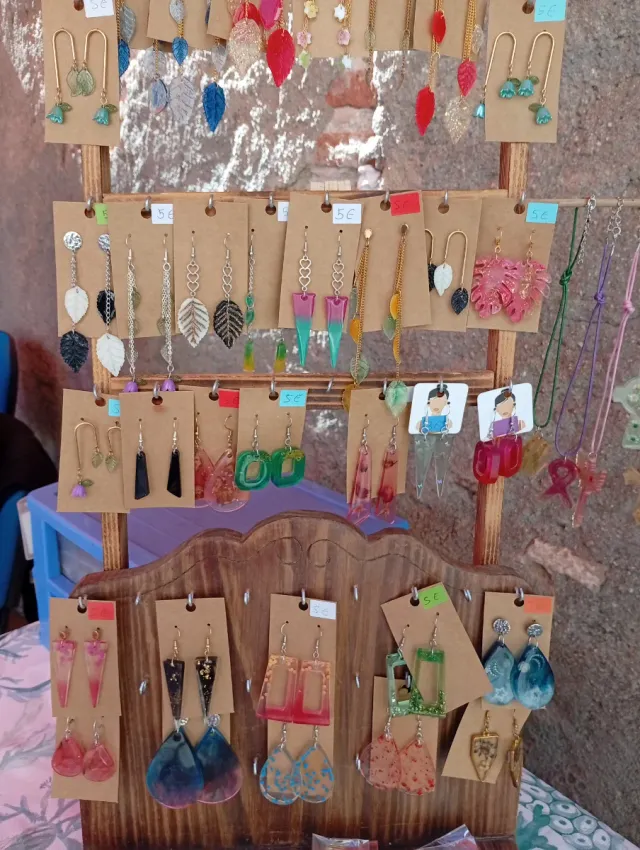 Jabones Artesanos y Bisutería Resina