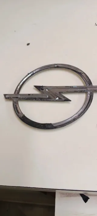 Insignia Opel Cromada