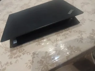 Portátil Lenovo ThinkPad Negro